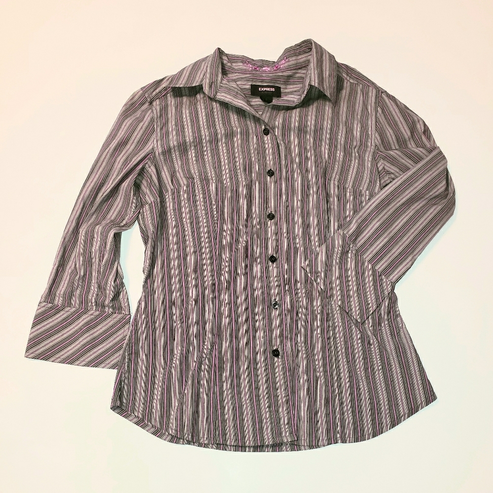 Express 3/4-Sleeve Button-Down Shirt, Size 2